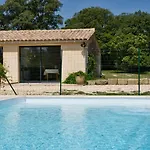 Du Berger 3* Saint-Quentin-la-Poterie